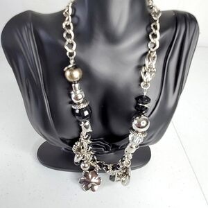 New Paparazzi Blockbuster Necklace Silver Charm Heart Flower with Earrings